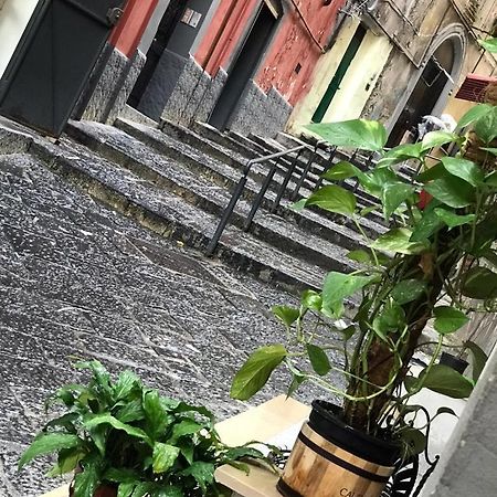 Casa Mari' Centro Storico Vicino Hotel Caracciolo Naples Exterior photo